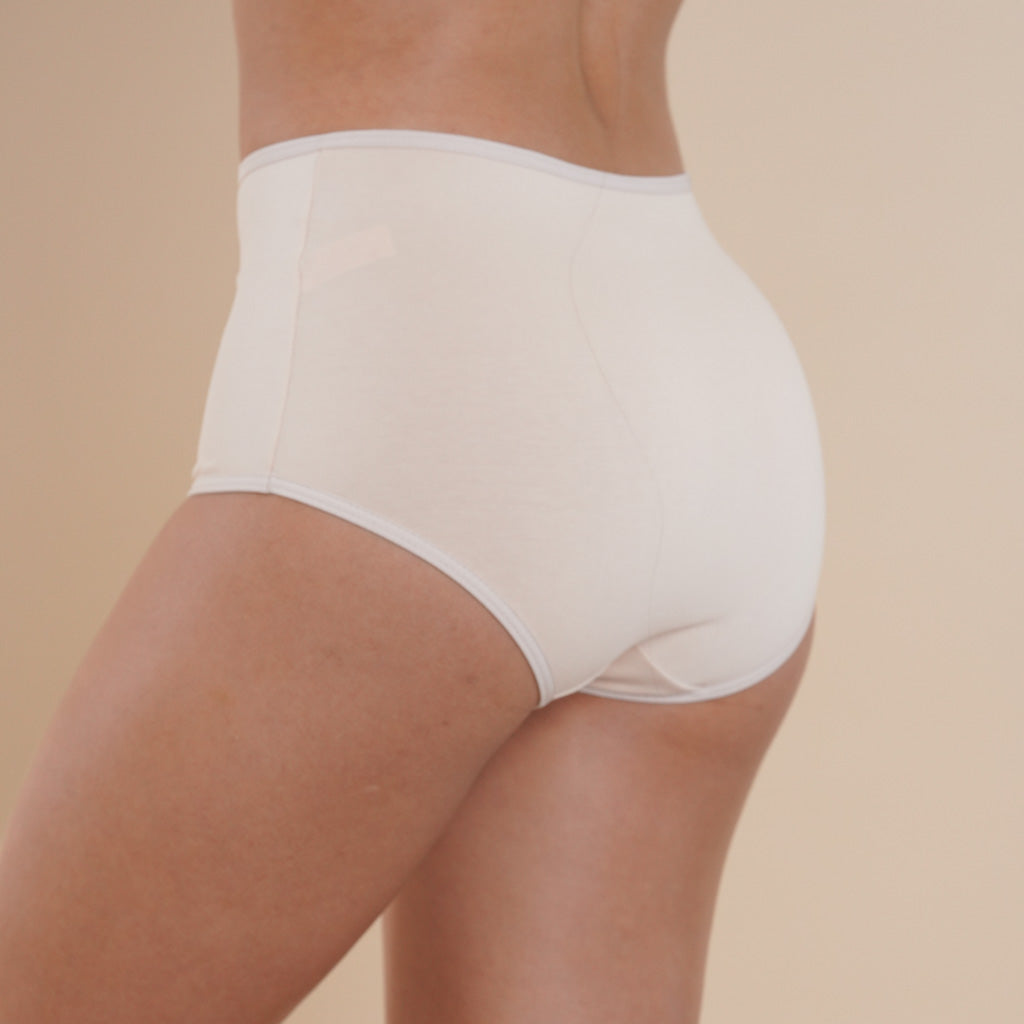 Ropa interior femenina
Panties cómodos mujer
Panty clásico algodón
Panty brasileño azul
Ropa interior hecha en Colombia
Panties suaves y transpirables
Lencería cómoda diaria
Panties hipoalergénicos
Ropa interior colombiana
Panties de algodón para diario
Lencería femenina moderna
Moda íntima colombiana
Panties con refuerzo interno
Venta de panties online Colombia
Ropa interior para todos los días