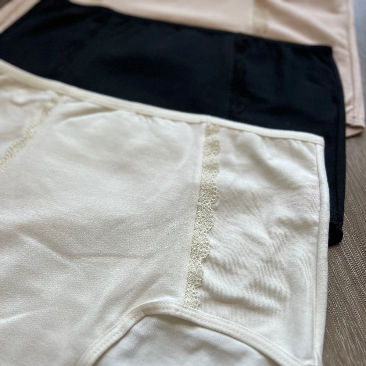 Panty Clásico Algodón Pack x3 / Mujer Ref. E-303 - Piña del Mar - Colombia